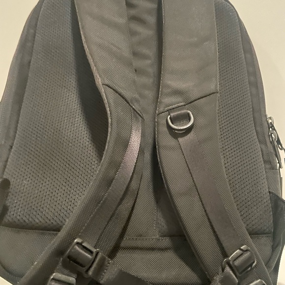 Aer Day Pack 1 - Picture 4 of 8